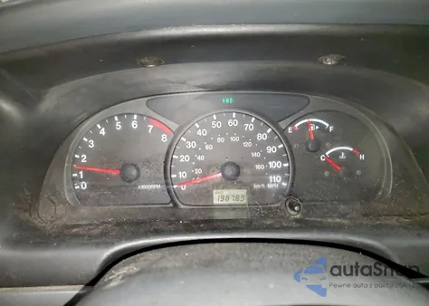 2003 Chevrolet Tracker z USA, uszkodzony, nr VIN 2CNBJ134136946321